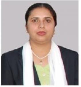 Dr Saneem Fatima